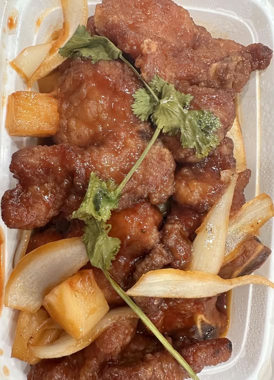 Peking Style Pork Chops with Pineapple 菠蘿京都肉排